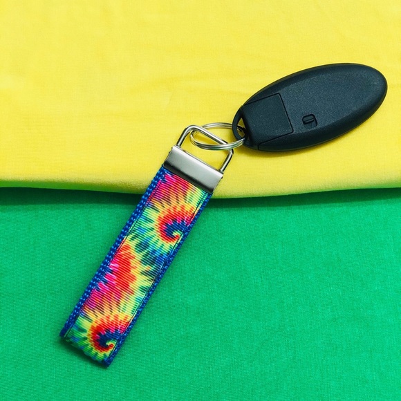 Keyfob, tie dye, asst styles/colors, 4”length - Picture 7 of 8